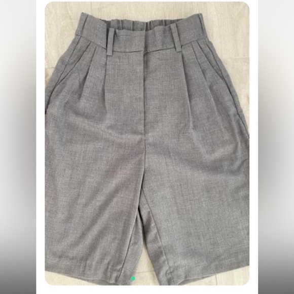 H&M dress shorts - Picture 2 of 4